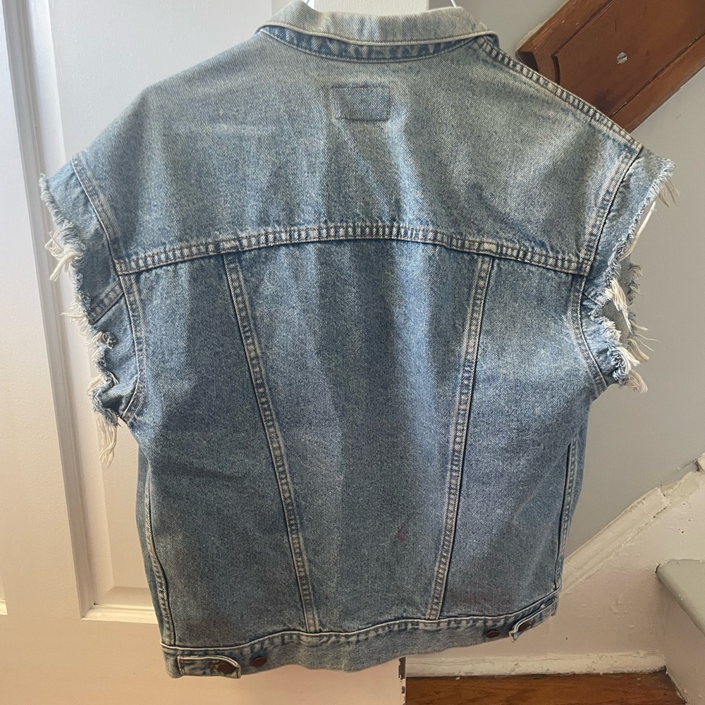 Cut Off Levi Jacket - Picture 2 of 4